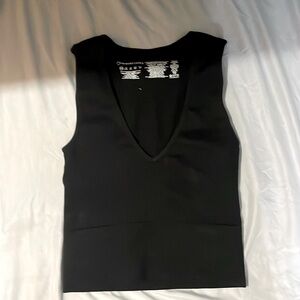 v neck tank top black